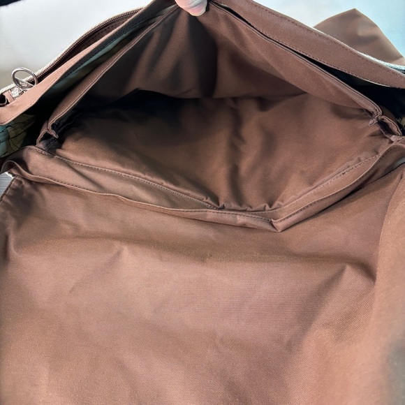 Vintage Lacoste New City Casual Brown/Tan messenger bag EUC 11.5" x 15.7" x 5” - Picture 10 of 12